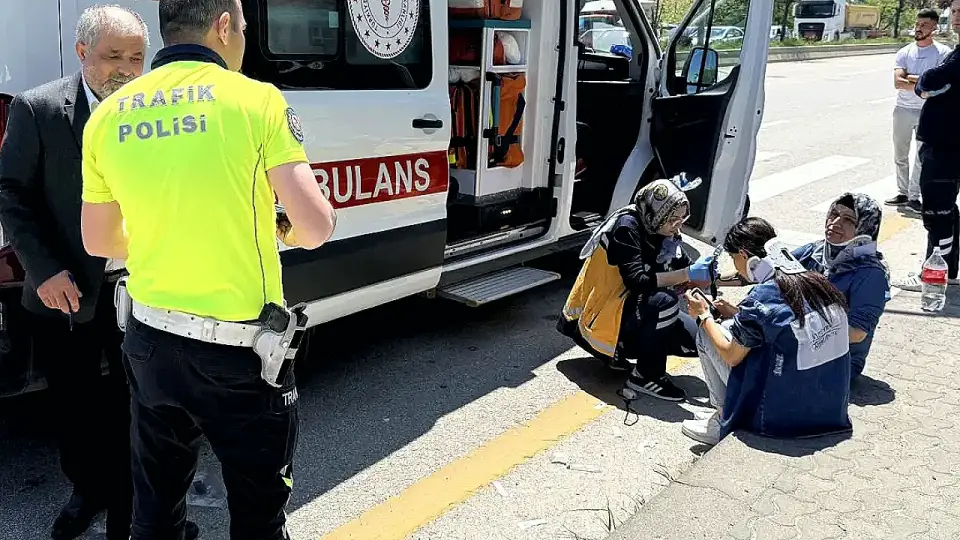 Ankara-Çubuk Yolu'nda Zincirleme Kaza: 3 Yaralı