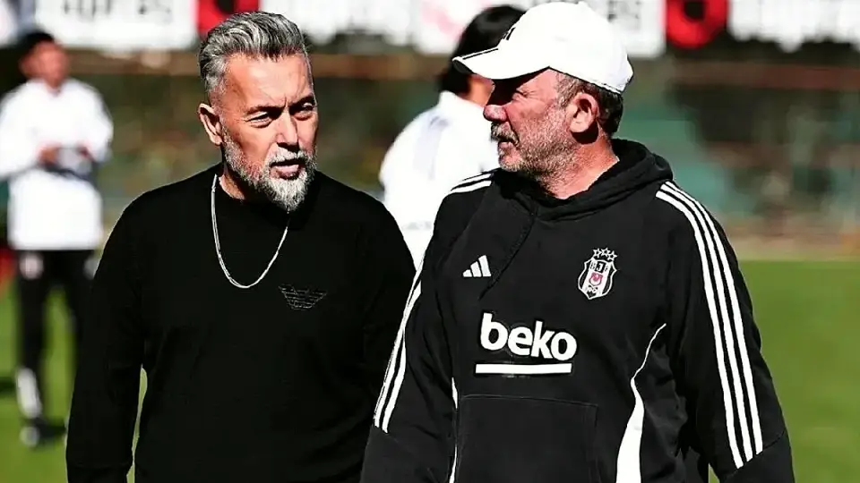 Beşiktaş'ta Futbol Koordinatörü Serkan Reçber Görevden Ayrıldı