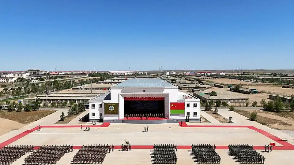 Çin ve Moğolistan Orduları Ortak Tatbikata Başladı