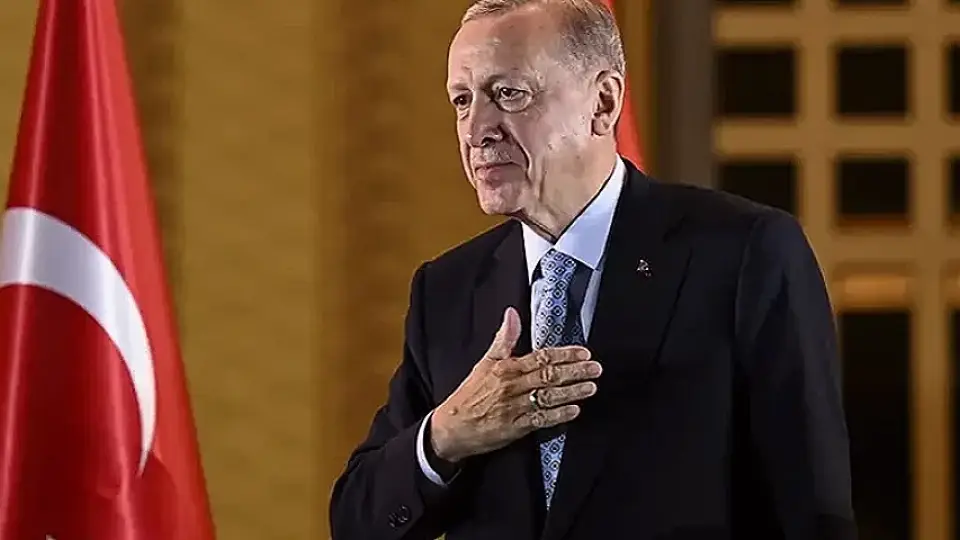 Cumhurbaşkanı Erdoğan'dan Yeni Siyasi Geçişler Açıklaması: 'Aramıza Katılacak Yeni Arkadaşlar Olabilir'