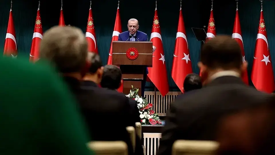 Cumhurbaşkanlığı Kabinesi Toplanıyor: Kritik Gündem Maddeleri Masada