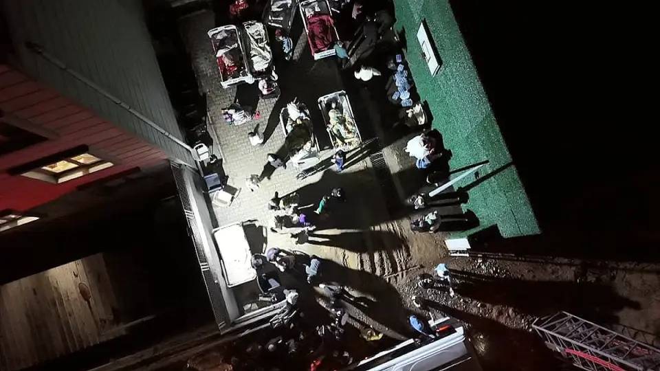 Düzce'deki Huzurevinde Yangın: 54 Yaşlı Sakin Tahliye Edildi
