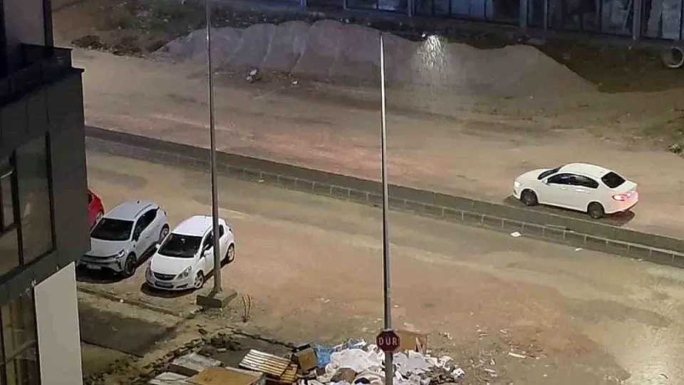 Edirne'de Sağanak Yağış Hayatı Olumsuz Etkiledi