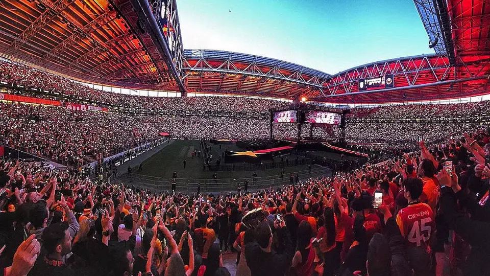 Galatasaray'ın Şampiyonluk Kutlamasından Elde Ettiği Gelir 200 Milyon Lira