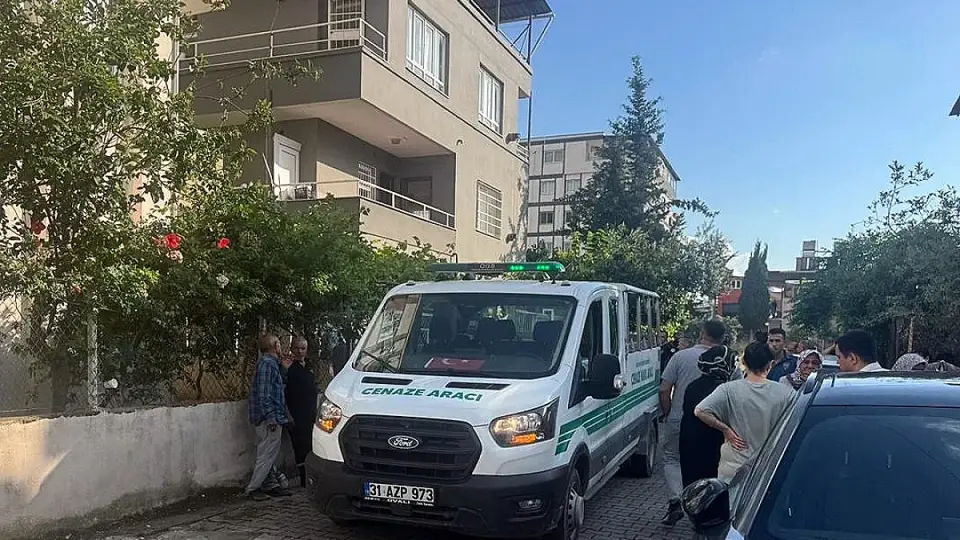 İskenderun'da Eş Cinayeti: L.K. Tüfekle Hayatını Kaybetti