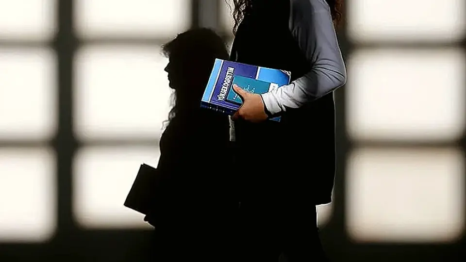 Kamu Denetçiliği Kurumu'ndan Emsal Burs Kararı: 1 Yıllık Geriye Dönük Borç Silindi