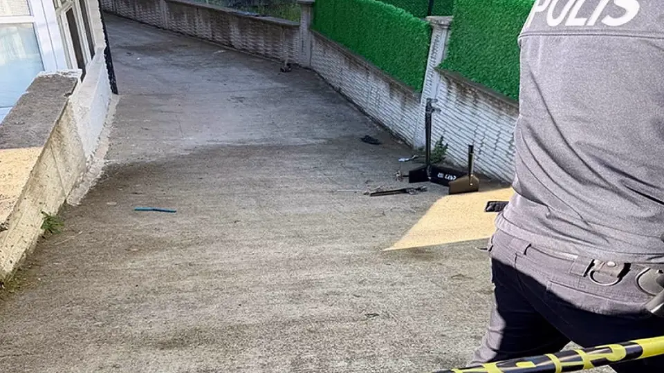 Samsun'da İnsansız Hava Aracı Düştü, Binalarda Hasar Oluştu