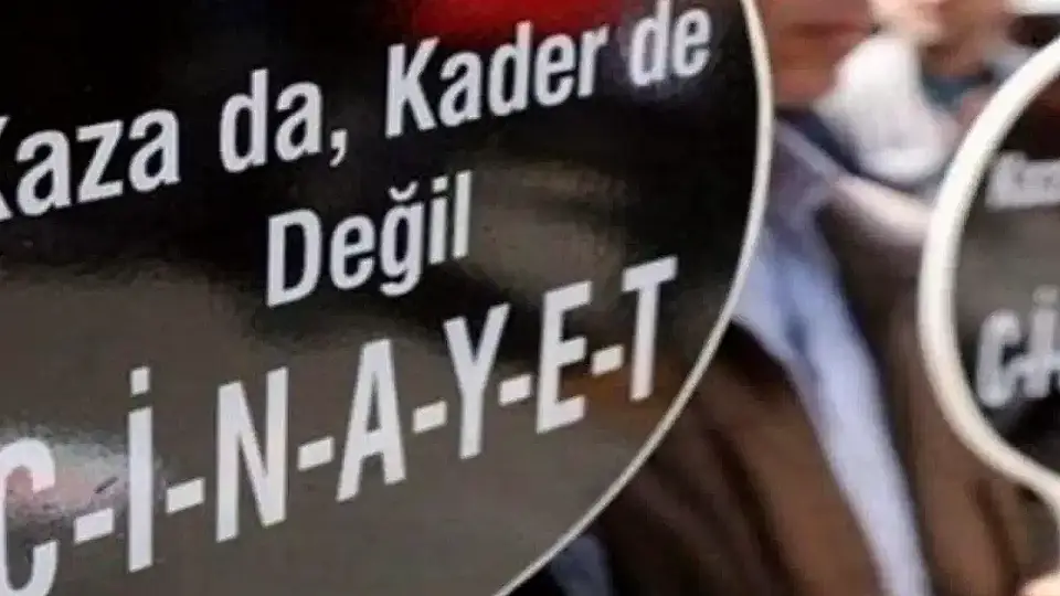 Siirt'te Çatı Tadilatı Sırasında Elektrik Akımına Kapılan İşçi Hayatını Kaybetti