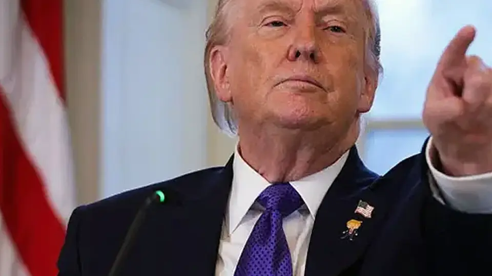 Trump'tan Yapay Zeka Destekli Savaş Mesajı: 'Fırtına Öncesi Sessizlik'