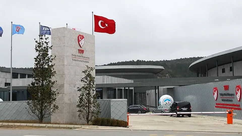 Türkiye Futbol Federasyonu Sezonu Tescil Etti: 3 Takım Küme Düştü