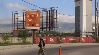 Afrikalı Uzman: Haiti'ye Dayatılan Borç Kölelik Stratejisinin Devamıydı