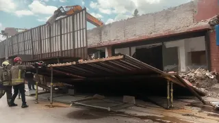 Ankara'da Yıkım Çalışmasında Platform Devrildi