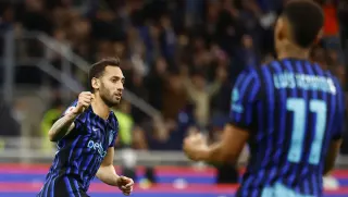 Hakan Çalhanoğlu Inter'i İtalya Kupası Finaline Taşıdı