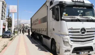 İran'a Tıbbi Yardım Gönderildi: 6 TIR Daha Yola Çıktı