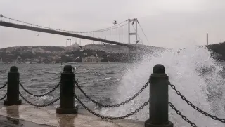 İstanbul Valiliği'nden Fırtına Uyarısı: Tedbirli Olunmalı