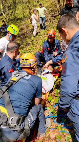 Samsun'da Kayalık Alana Düşen Kişi AFAD Tarafından Kurtarıldı