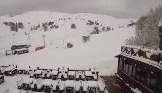 Uludağ'da Nisan Ayında Kar Kalınlığı 1 Metreyi Buldu