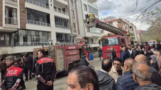 Bingöl'de Yangın: 13 Kişi Dumandan Etkilendi