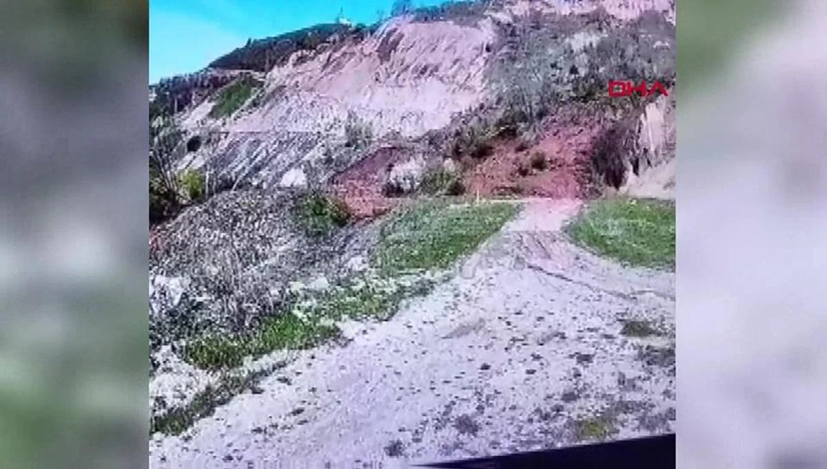 Tokat'ta Heyelan Anı Kameraya Kaydedildi