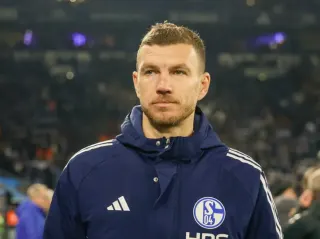 Edin Dzeko, 40 yaşında kariyerinde yeni bir sayfa açıyor: 15 yıl sonra Bundesliga'ya dönüş sinyali