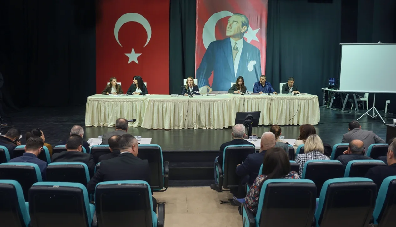 Konak Belediye Başkanı Nilüfer Çınarlı Mutlu: Geri adım atmıyorum, mücadeleye devam edeceğim