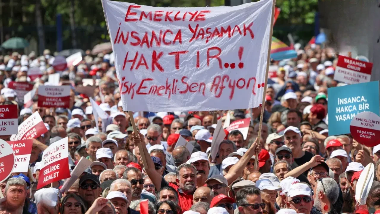 Emekliler Ekonomik Koşullara Tepki Gösterdi: "Sandıkta Hesaplaşacağız"