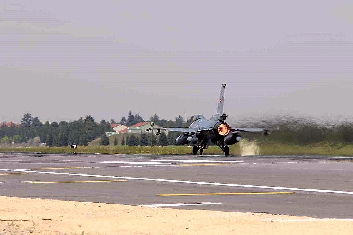 Efes-2026 Tatbikatı İçin F-16'lar Eskişehir'den Havalandı