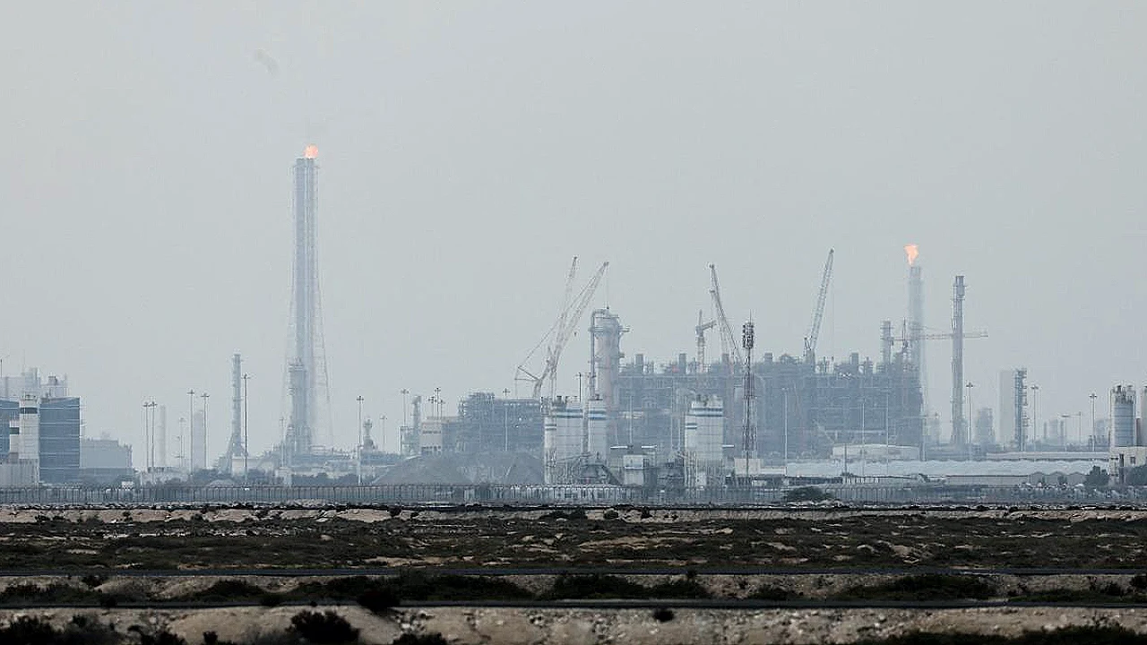 Katar, Savaş Başlangıcından Bu Yana Hürmüz Boğazı'ndan İlk LNG Sevkiyatını Gerçekleştirdi