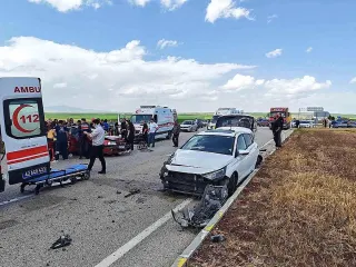 Konya'da Trafik Kazasında 5 Yaralı