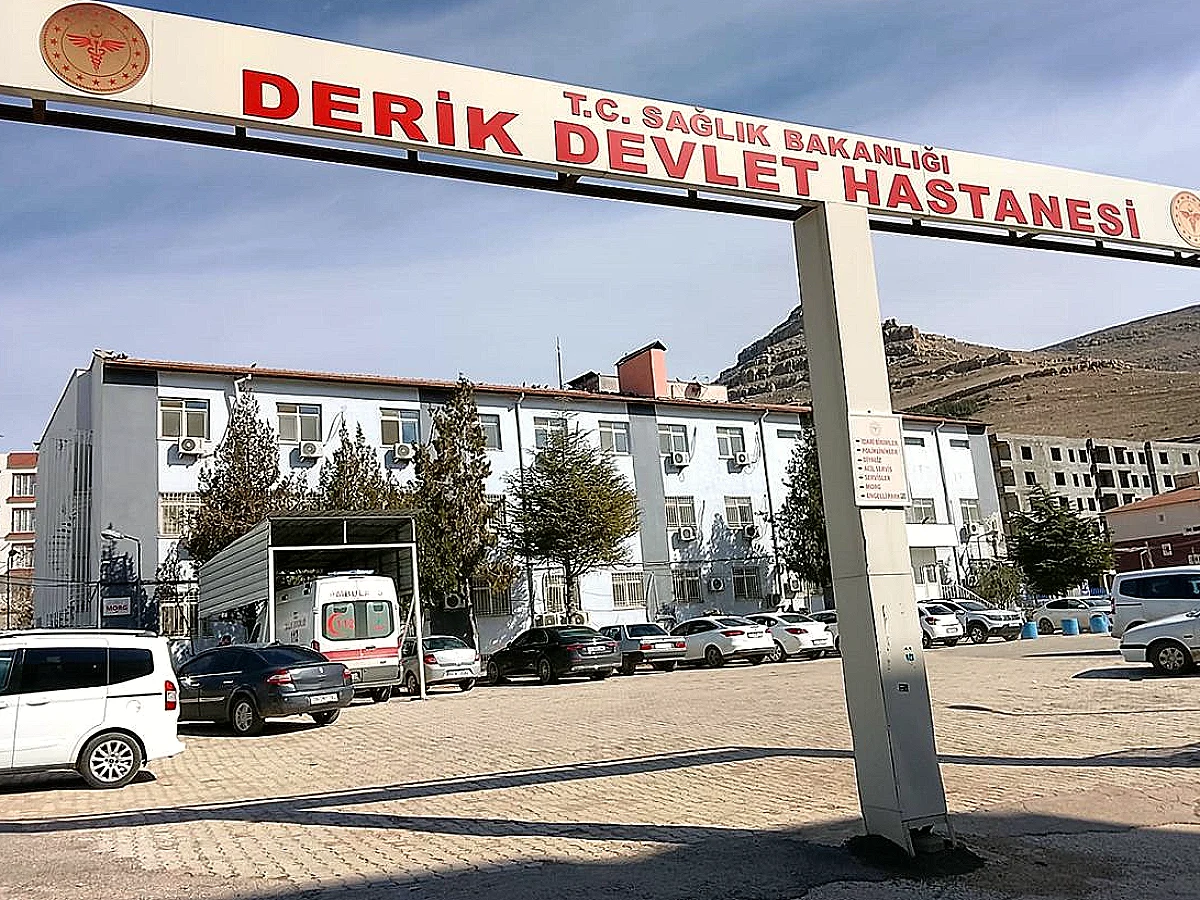 Mardin'de Kamyonet Altında Kalan Çocuk Hayatını Kaybetti