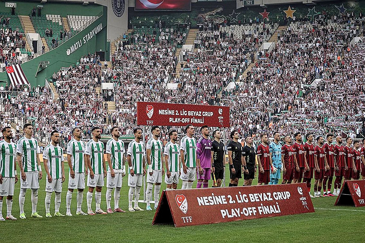 Muğlaspor, penaltılarla Elazığspor'u yenerek 1. Lig'e yükseldi