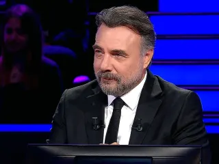 O.K. Gıda Zehirlenmesi Şüphesiyle Hastaneye Kaldırıldı
