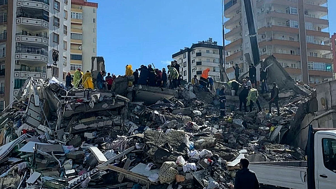 Tutar Yapı Sitesi Davasında Kamu Görevlilerine 'Kusursuz' Raporu Tepkilere Yol Açtı