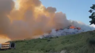 Ümraniye'de Boş Arazide Yangın Çıktı